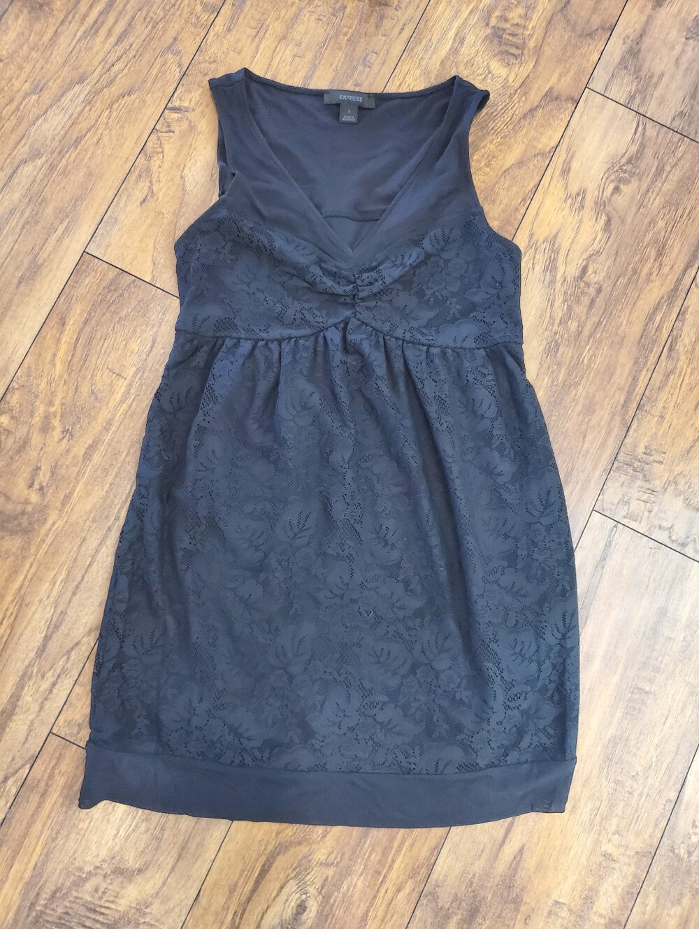 Express Black Floral Lace Sleeveless Tunic Top Small
